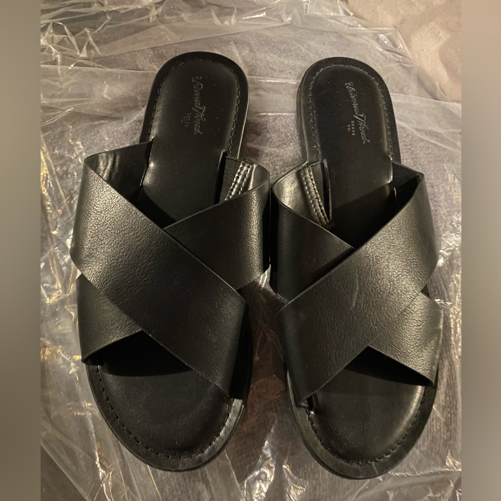 Women’s sandals
